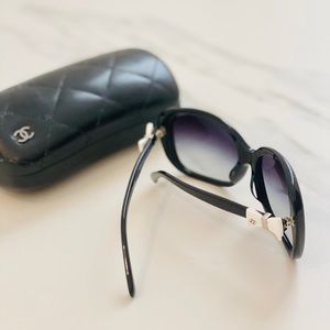 CHANEL Bow Sunglasses 5170 Black